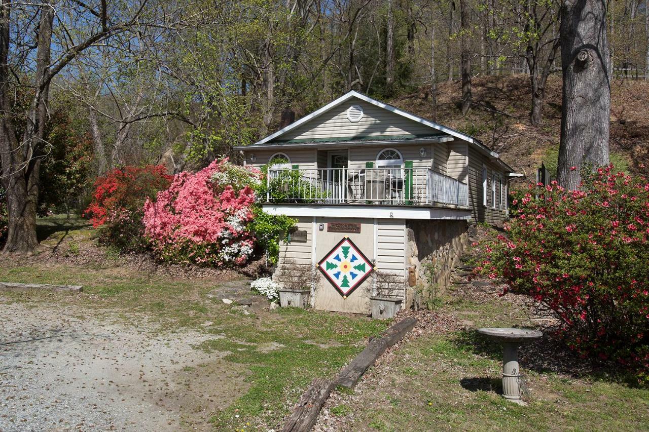 Pine Gables Cabins Villa Лейк Люр Екстериор снимка