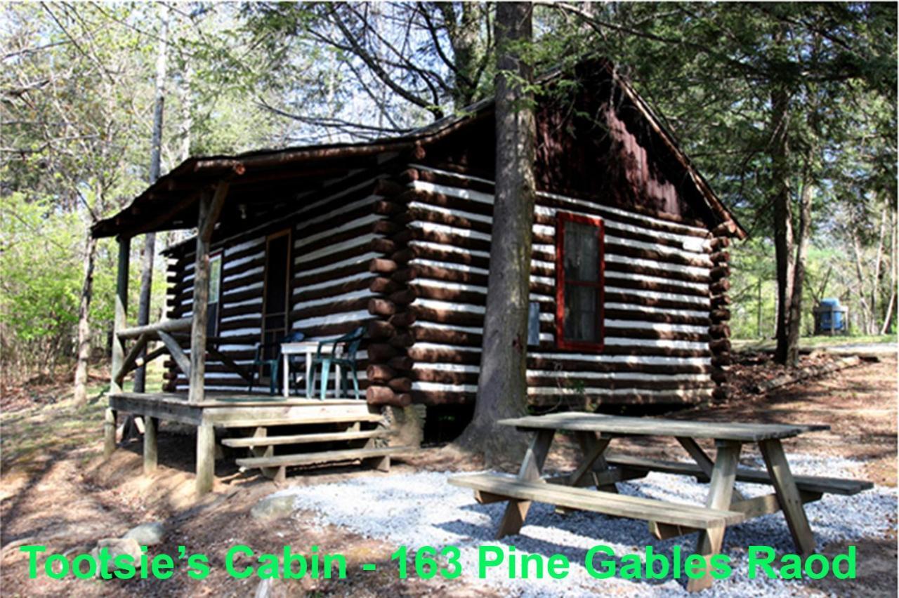 Pine Gables Cabins Villa Лейк Люр Екстериор снимка